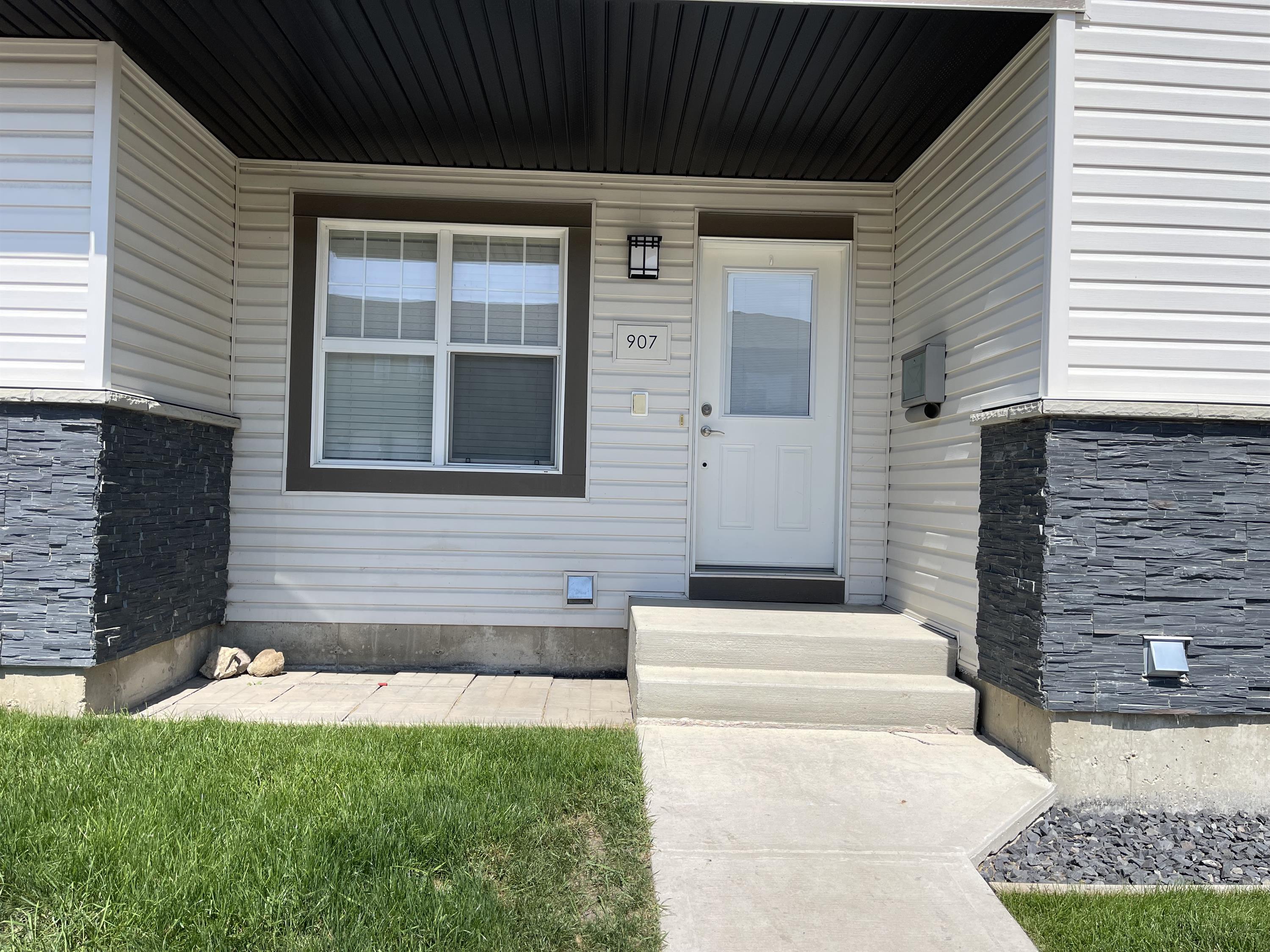 1015 Patrick Crescent Unit 907