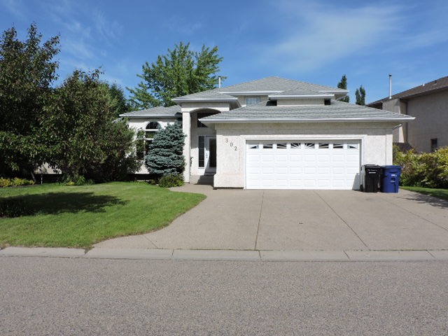 302 Chotem Crescent,-