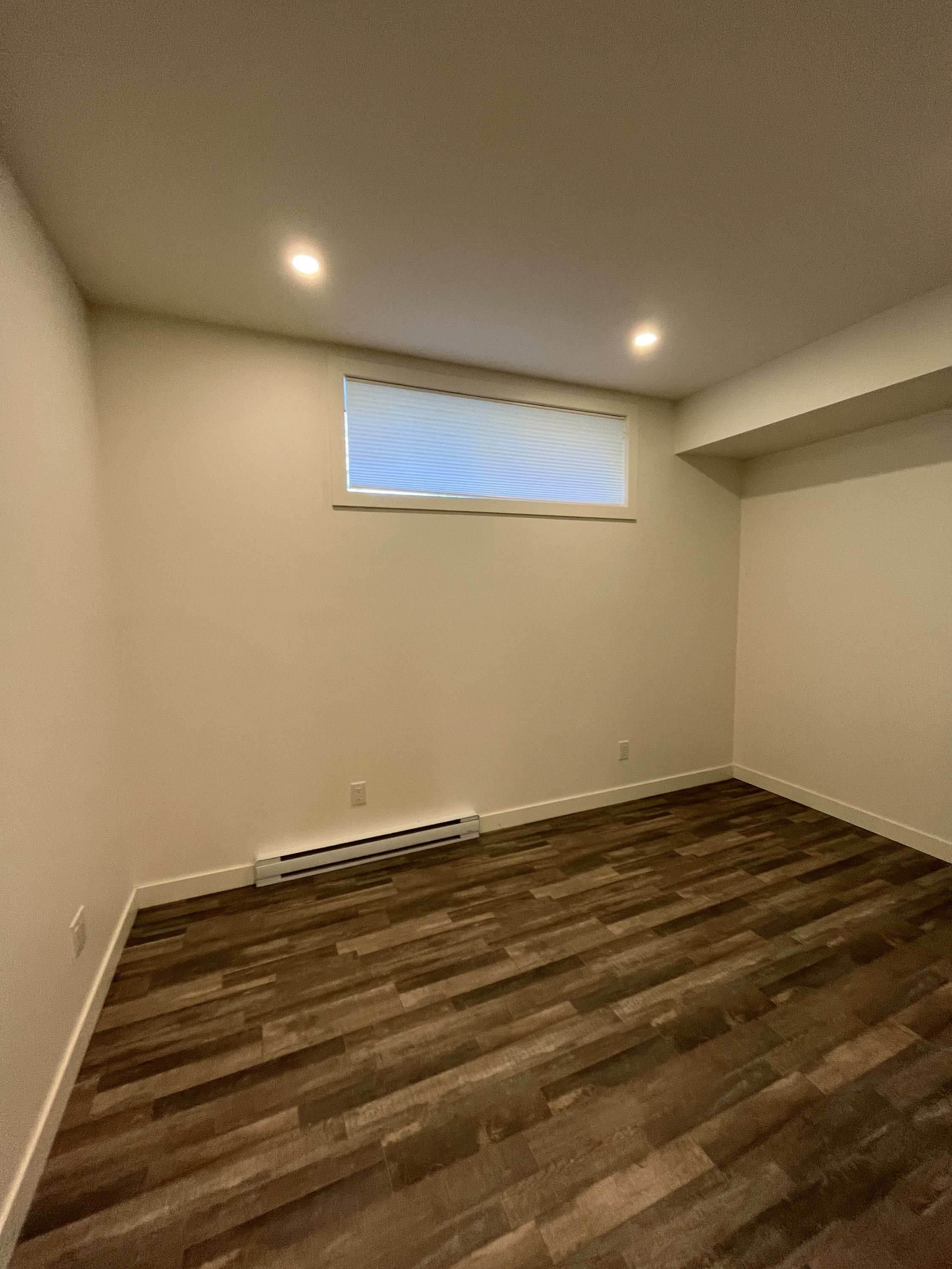 824 5th Street East ,Basement