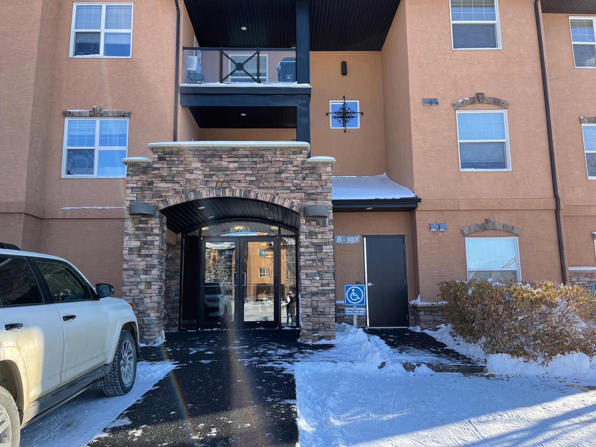 103 Wellman Crescent