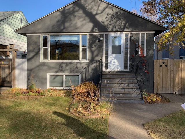 936 5th Avenue North,-