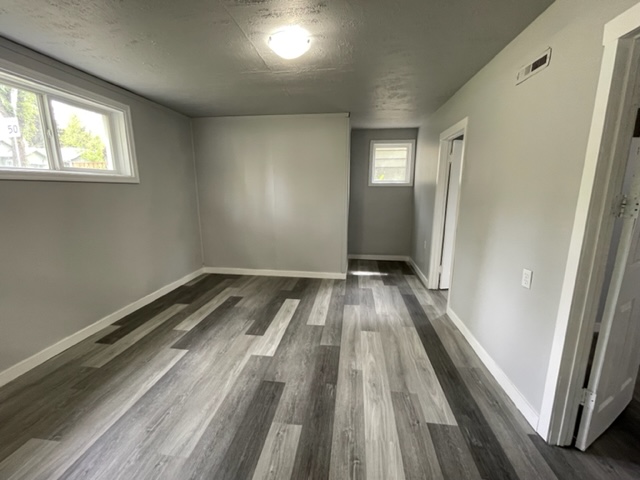 1235 Avenue E North,Basement