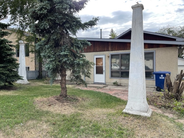 1829 Avenue D North,-