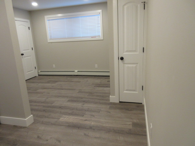 2119 7th Street East,8